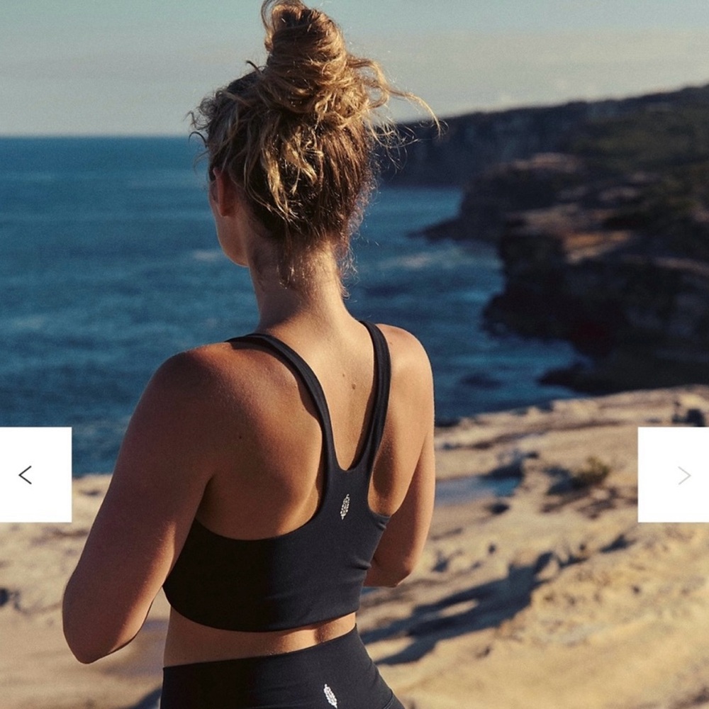 Free People movement x hatch Black Sports Bra medium NWT - Picture 2 of 5
